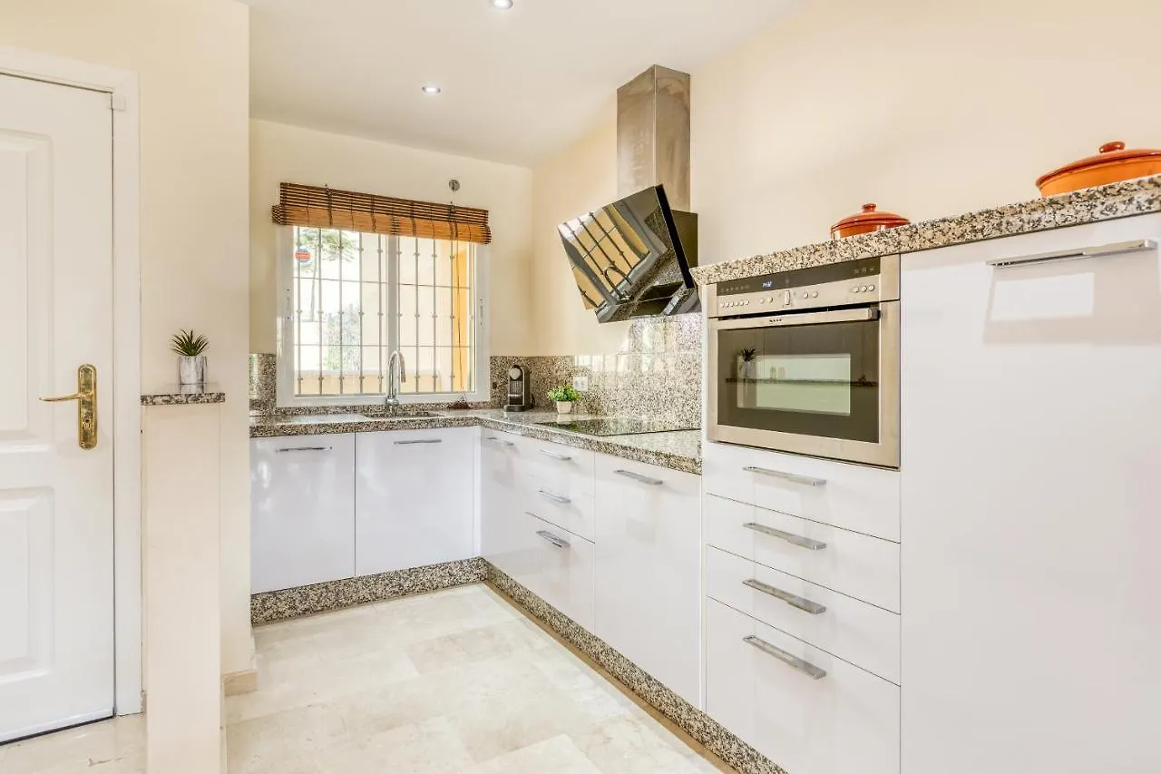 Apartment Hanami Puerto Alto Pa 4-12 Estepona Spain