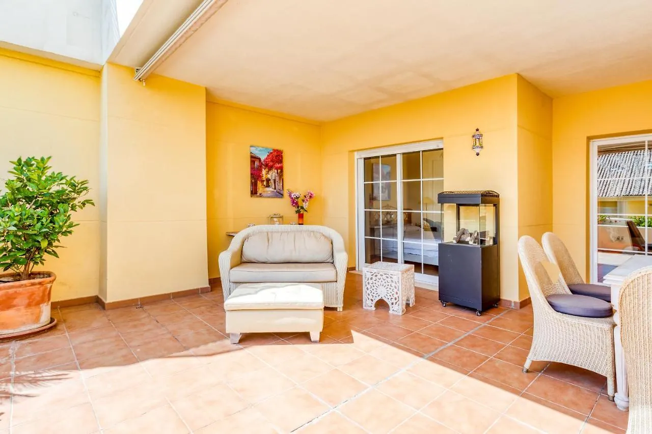 Hanami Puerto Alto Pa 4-12 Estepona Apartment